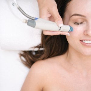 Put Your Best Face Forward At Your Next Event With Just One Amazing Treatment - Hydrafacial! - 3 - Mira Clinic Mira ash jillianmchughphotography 1200 31 - mira clinic - 2
